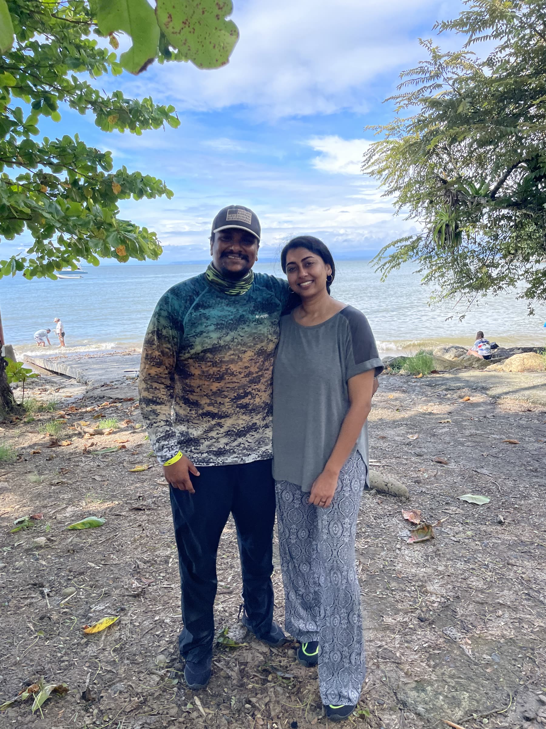 Guests on the beach at Playa Mantas — Jaco Costa Rica best snorkeling