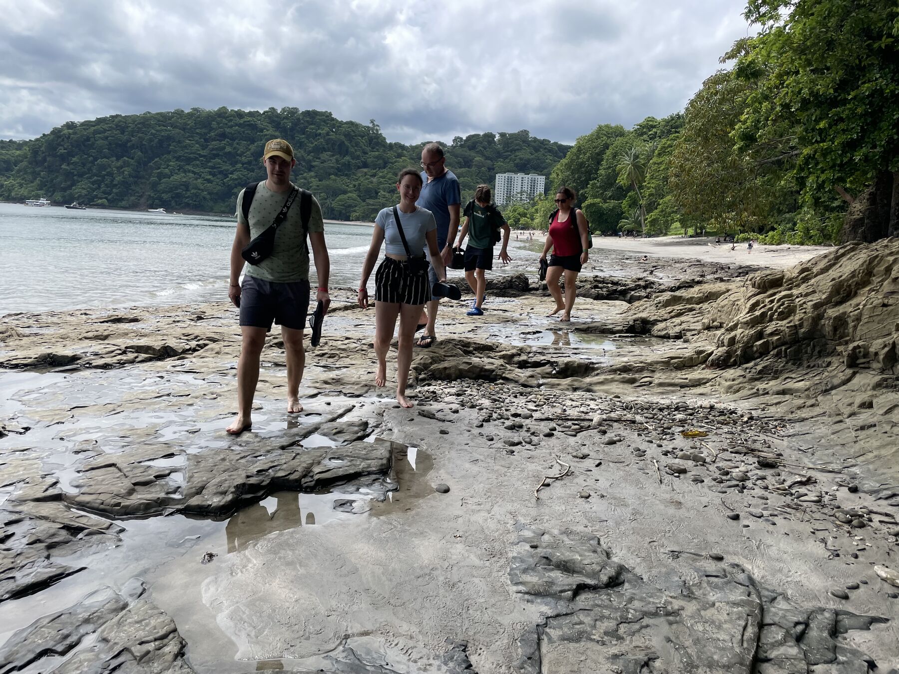 A group making their way along the headland at Playa Mantas — Jaco Costa Rica best snorkeling