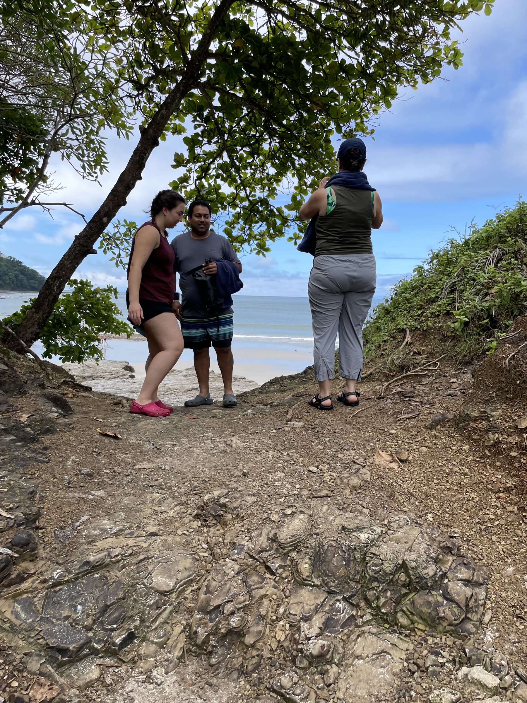 Guests at the trail lookout over Playa Mantas — top snorkel tour Jaco beach