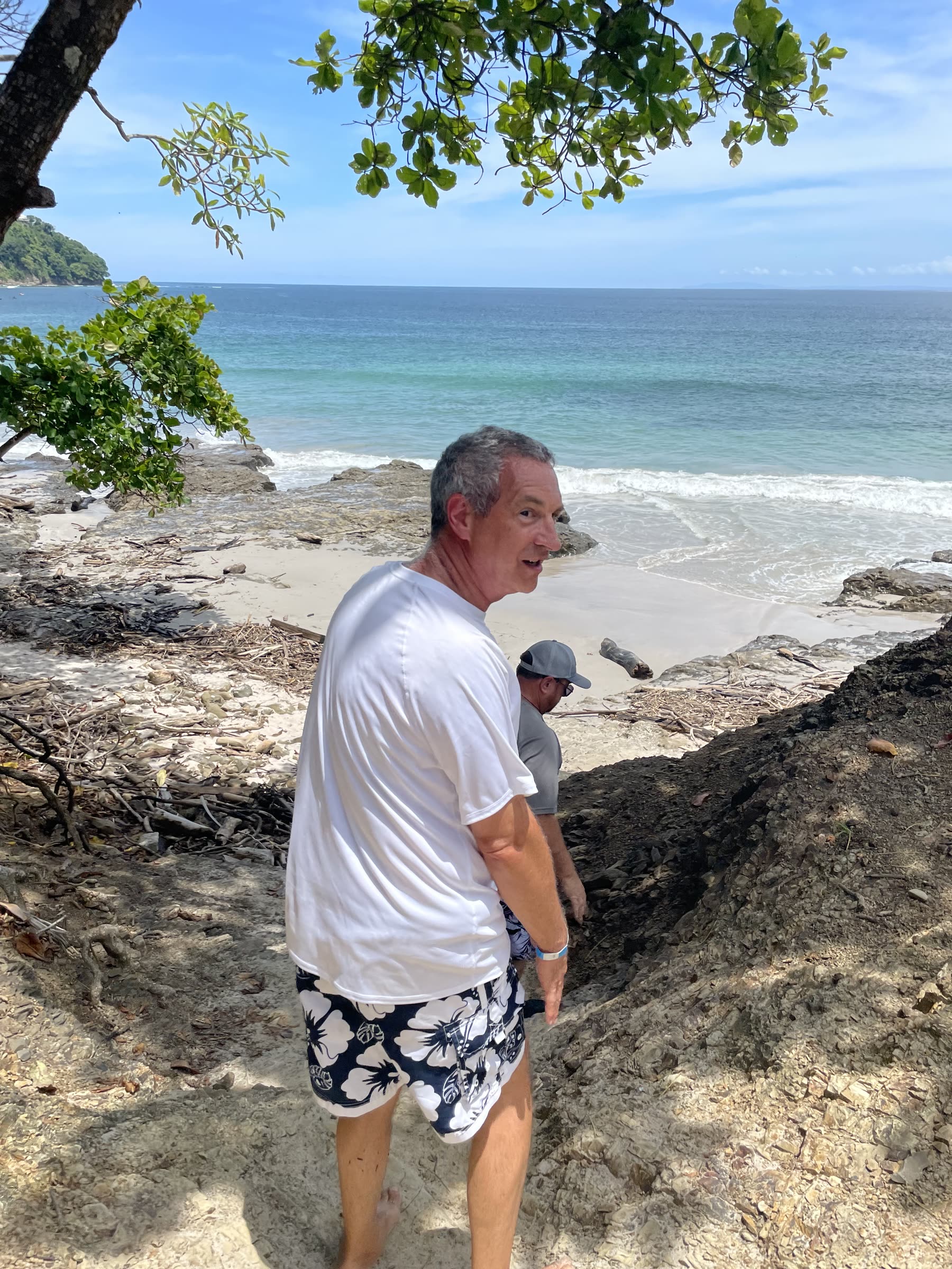 A guest on the shaded trail in to Playa Mantas — Jaco Costa Rica best snorkeling