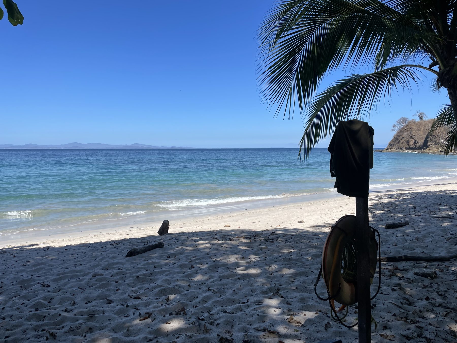 Clear, calm cove 25 minutes north of Jacó — the best snorkeling Jaco beach offers vs. a Tortuga Island trip