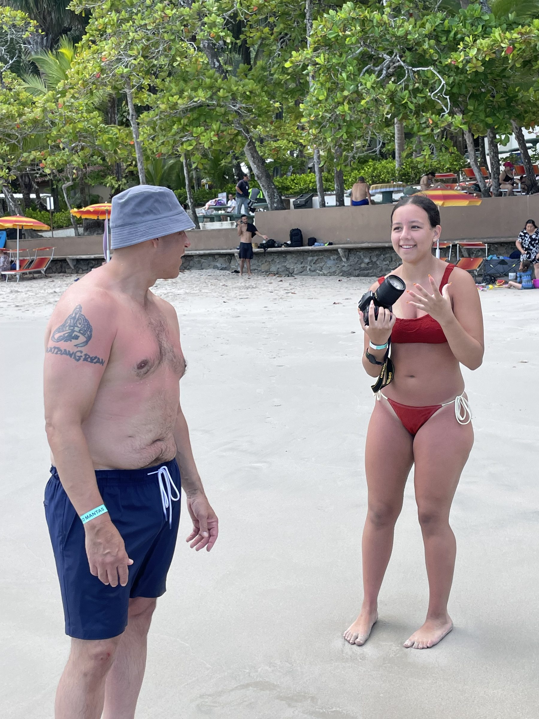 Snorkel Jaco guests at Playa Mantas, Jacó, Costa Rica